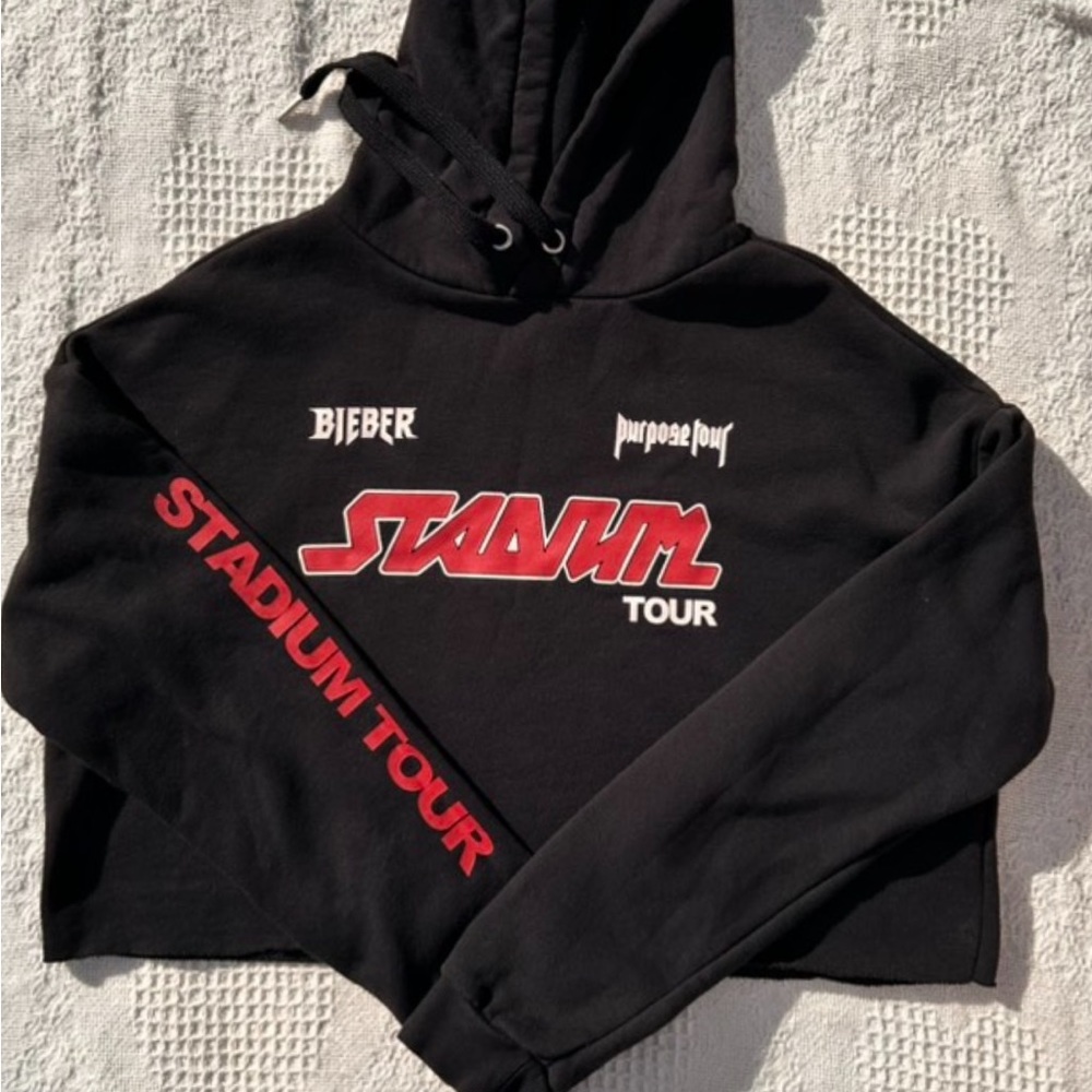 Cropped Justin Bieber Sweatshirt🖤❤️